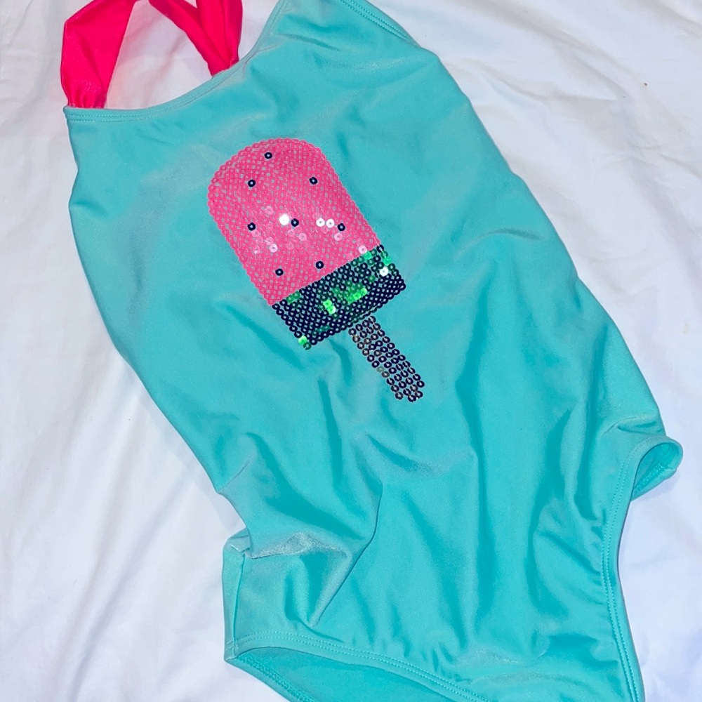 New w/out tag- Cat & Jack bathsuit
